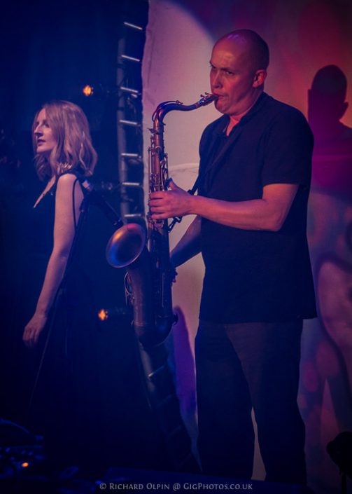 albumproject-floyd-oct-1087