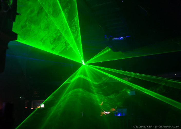 albumproject-floyd-oct-2199